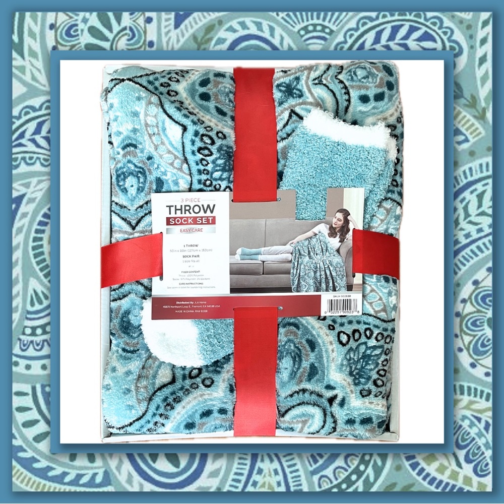 JLA Teal Paisley Throw & Fuzzy Socks Gift Set